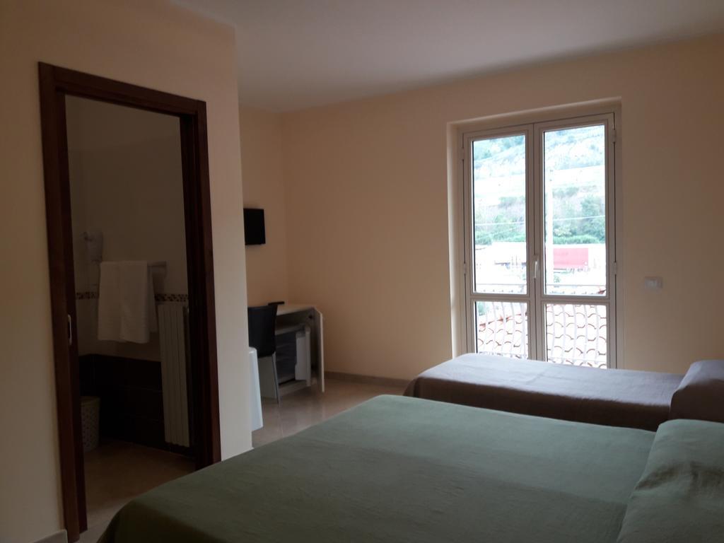 Il Bel Risveglio Bed & Breakfast Atena Lucana Bagian luar foto